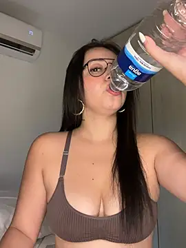 Abby-26 live cam, Colombia, Average, Other, Brown - EroticFlix
