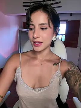 Ale_Lewis live cam, Colombia, Athletic, Black, Brown - EroticFlix