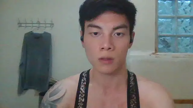 Allen8707 live cam, TW, Thin, Brown, Brown - EroticFlix