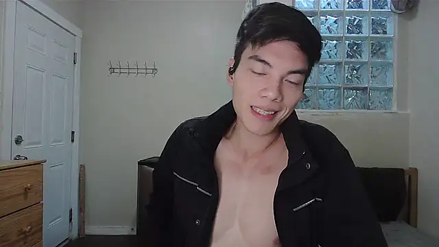 Allen8707 live cam, TW, Thin, Brown, Brown - EroticFlix