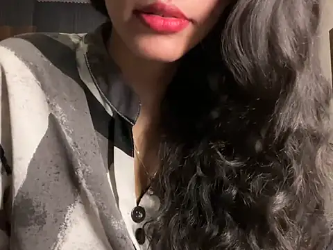 Anaya77 live cam, India, Thin - EroticFlix