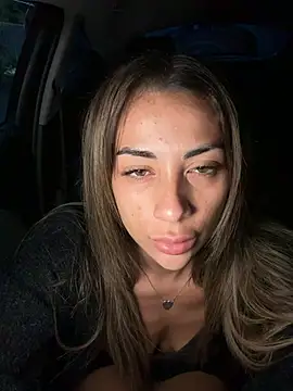 Badcrystal live cam, United Kingdom, Average, Black, Green - EroticFlix