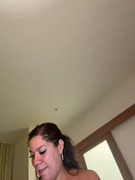 Bigbuttbrooklynn live cam, United States, Large, Other, Hazel - EroticFlix
