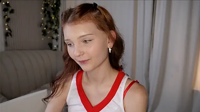 CindyGarrison live cam, Thin, Black, Green, Small Tits - EroticFlix