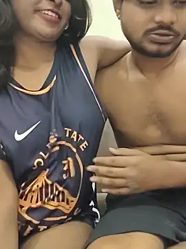 Desi_Vibes143 live cam, Average, Brown, Black, Big Cock - EroticFlix