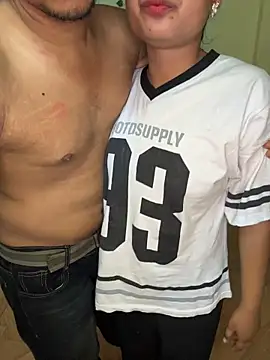 Desi_coupleShow live cam, Average - EroticFlix