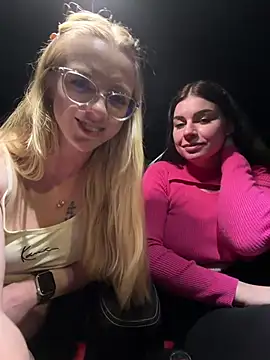 EllyNora live cam, Germany, Average, Other, Blue - EroticFlix