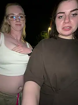 EllyNora live cam, Germany, Average, Other, Blue - EroticFlix