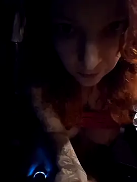 FreyaFucksFans live cam, United Kingdom, Thin, Red, Blue - EroticFlix