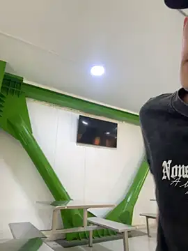 HarryGaze live cam, Thin - EroticFlix