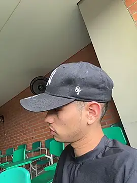 HarryGaze live cam, Thin - EroticFlix