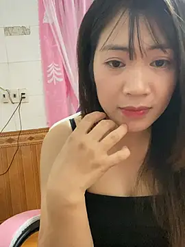 Helena-a live cam, Vietnam, Average, Brown, Brown - EroticFlix