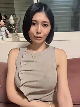 Inori0512 live cam, Average, Brown, Black, Big Tits - EroticFlix