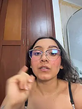 Kay_LustyWife live cam, Athletic, Brown, Brown, Hairy - EroticFlix