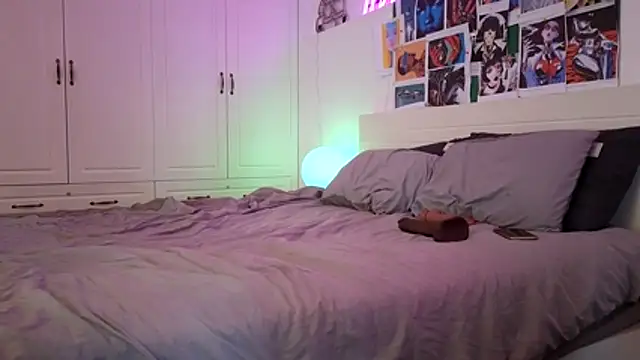 MZZZWETWET live cam, Curvy - EroticFlix
