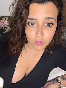Novababy18 live cam, Italy, Average, Black, Brown - EroticFlix