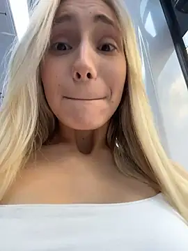 Pink_Kiss live cam, Thin, Blonde, Brown, Shaven - EroticFlix