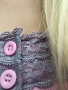 Pink_Kiss live cam, Thin, Blonde, Brown, Shaven - EroticFlix
