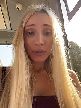 Pink_Kiss live cam, Thin, Blonde, Brown, Shaven - EroticFlix