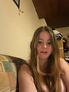 Rhyumii live cam, Germany, Curvy, Black, Hazel - EroticFlix
