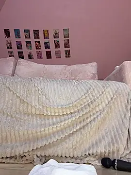 Rinamay_ live cam, Average, Red, Black, Big Ass - EroticFlix