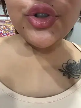 Rosy_BabyDoll live cam, India, Average, Brown, Black - EroticFlix