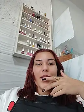 RuivaGiMisteriosa live cam, Brazil, Curvy, Red, Brown - EroticFlix