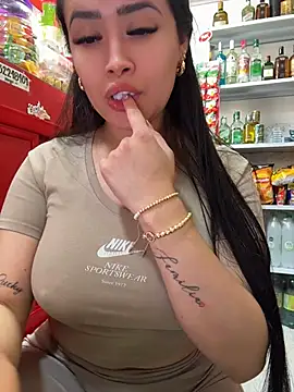 Sara_fun live cam, Colombia, Curvy, Blonde, Big Ass - EroticFlix