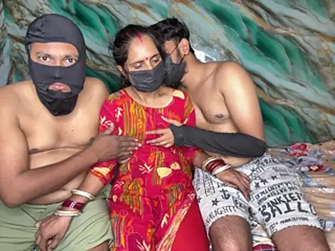 Sassywildcouple_ live cam, India, Thin, Brown, Black - EroticFlix