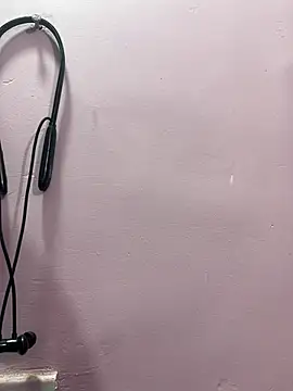 Sexy_vanshika01 live cam, Average, Brown - EroticFlix