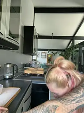 Stella-Kink live cam, Germany, Thin, Blonde, Blue - EroticFlix