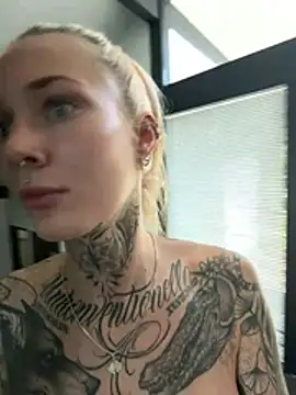 Stella-Kink live cam, Germany, Thin, Blonde, Blue - EroticFlix