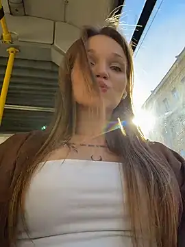 StreetSquirt live cam, Russia, Athletic, Blonde, Blue - EroticFlix