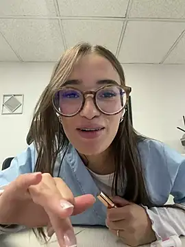 Sweet_Milaa1 live cam, Thin, Blonde, Hazel, Shaven - EroticFlix