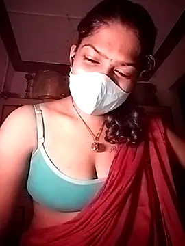 Tamil_Kavitha live cam, Athletic, Brown - EroticFlix