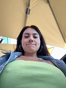 Wet__Bunny live cam, Ukraine, Athletic, Black, Hazel - EroticFlix