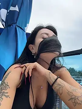 Wet__Bunny live cam, Ukraine, Athletic, Black, Hazel - EroticFlix