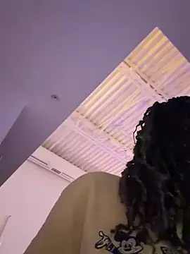 Your_Paris live cam, Canada, Average, Brown, Brown - EroticFlix