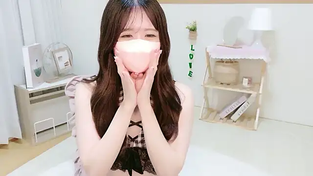 Yuinyaaa live cam, Japan, Average - EroticFlix