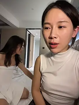 Zoe-520 live cam, Thin, Brown, Black - EroticFlix
