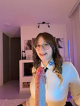 _nobara__ live cam, Colombia, Thin, Blonde, Hazel - EroticFlix