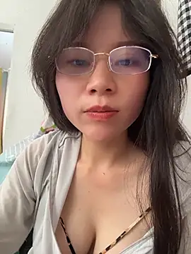 aiqi520 live cam, Average, Brown, Black - EroticFlix