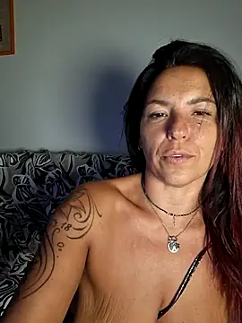 allyson22andy live cam, Italy, Curvy, Red, Brown - EroticFlix