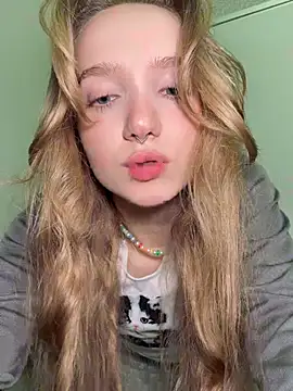 bambi_lu live cam, Thin, Blonde, Blue, Small Tits - EroticFlix