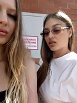 caressyourself live cam, Curvy, Blonde, Brown, Big Ass - EroticFlix
