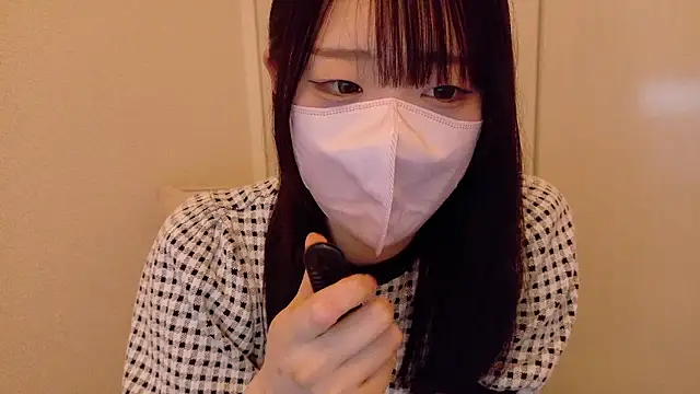 chan_yuma_tan live cam, Japan, Average, Black, Black - EroticFlix