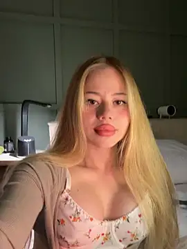 curchez_ live cam, Thin, Blonde, Brown, Shaven - EroticFlix