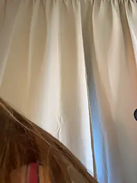 curchez_ live cam, Thin, Blonde, Brown, Shaven - EroticFlix