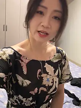 huihui_520 live cam, China, Average, Brown, Black - EroticFlix