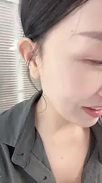 lylxili live cam, Average, Brown, Black - EroticFlix